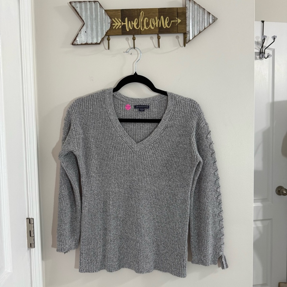 American Eagle Outfitters Gray Knit Sweater Size XS Oversized